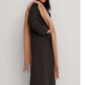 NWT Mango camel wool scarf